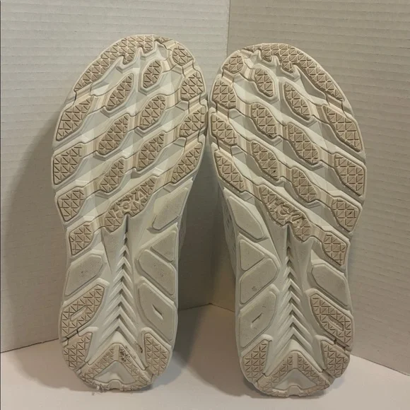 HOKA Clifton 8 Women’s 10B White Athletic Running Walking Laced Shoes - Picture 5 of 8